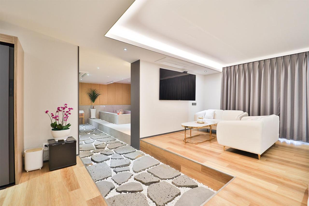 Custom Hotel Ulsan Exterior photo