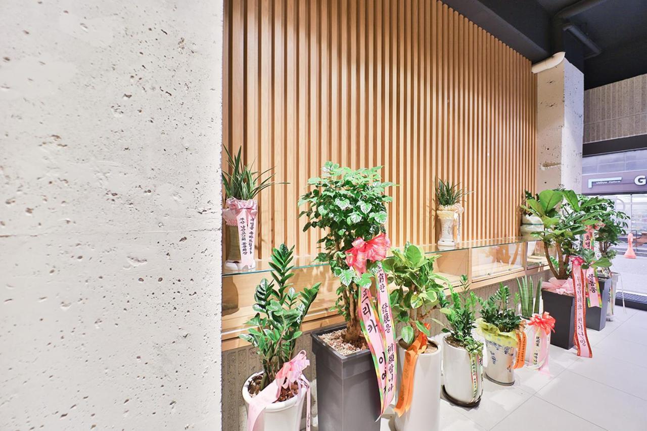 Custom Hotel Ulsan Exterior photo